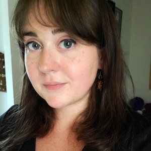 Meet your Posher, Lizzie